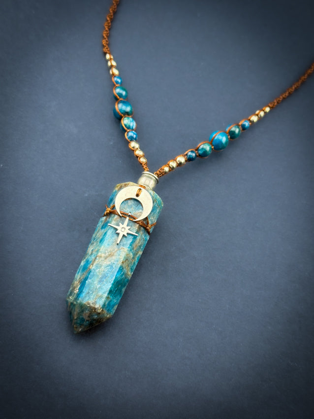Apatite Crystal Point - Silver Stainless Steel