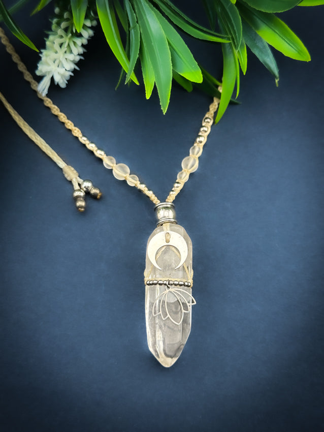 Quartz Natural Point - Silver Lotus