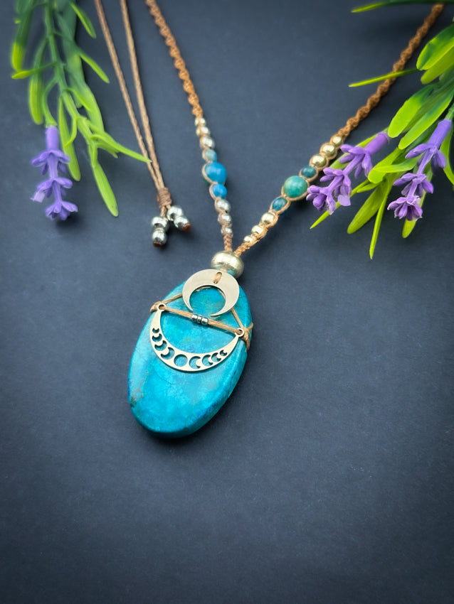 Shattuckite Oval - cresent moon - Apatite & Silver