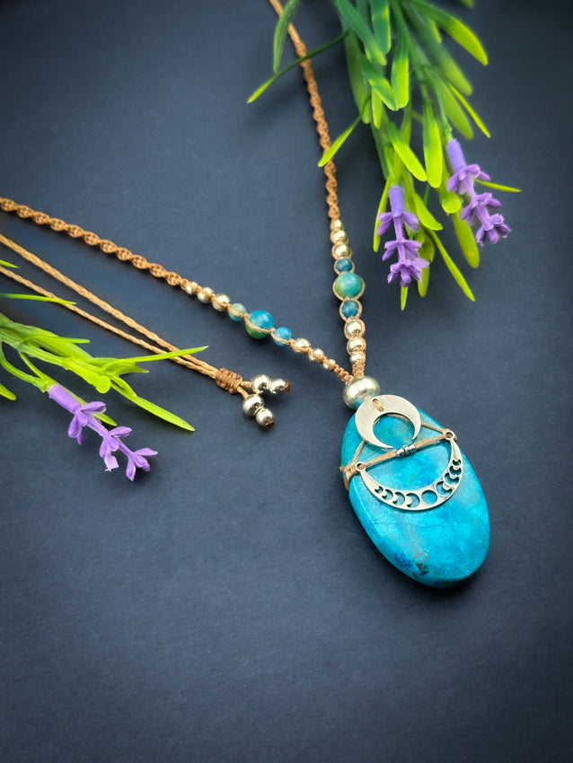 Shattuckite Oval - cresent moon - Apatite & Silver
