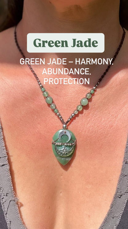 Custom order - Lyn Joy: Green Jade Teardrop Adjustable Crystal Macramé Necklace