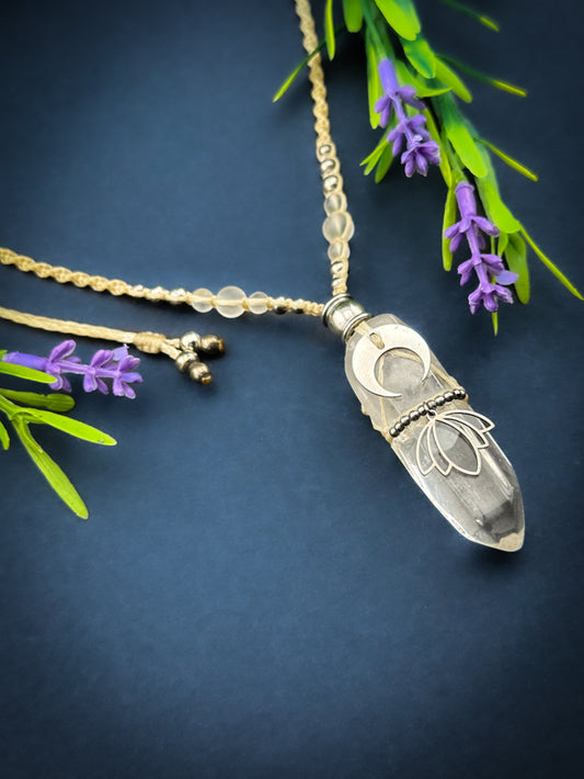 Quartz Natural Point - Silver Lotus