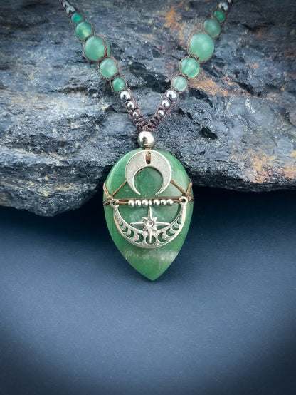 Custom order - Lyn Joy: Green Jade Teardrop Adjustable Crystal Macramé Necklace