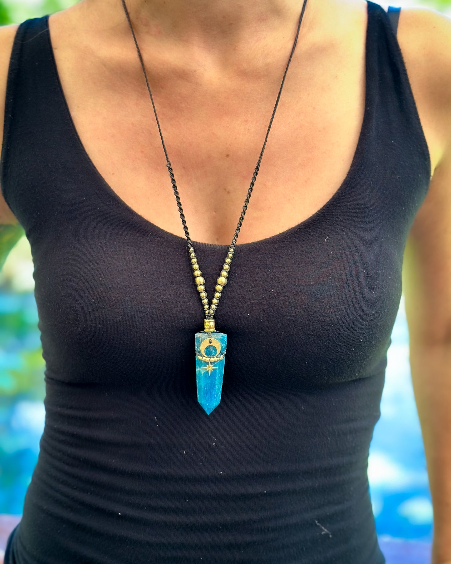 Apatite Point Adjustable Point Necklace
