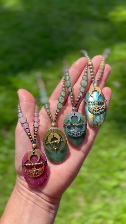 Custom order - Lyn Joy: Green Jade Teardrop Adjustable Crystal Macramé Necklace